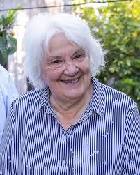 LUCÍA TOPOLANSKY