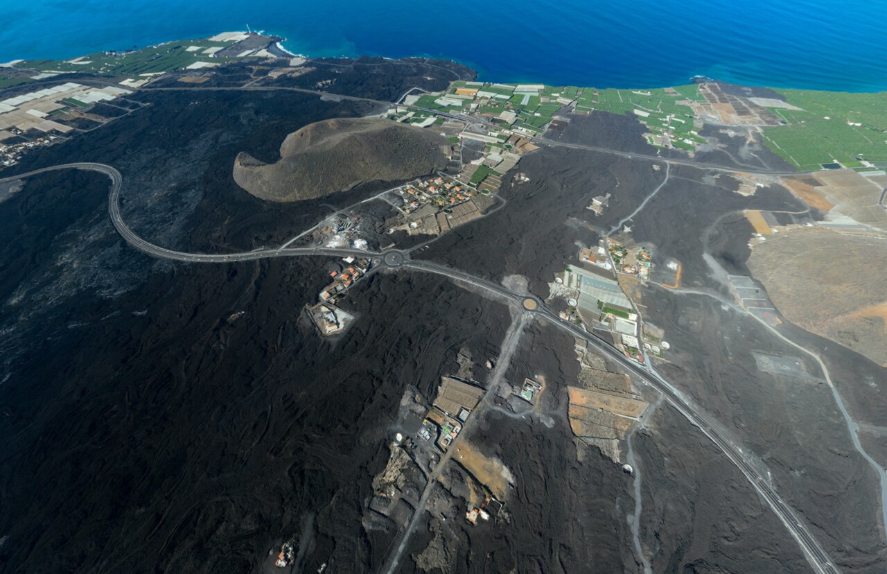 VIsta parcial de la zona de la erupción. FOTO DE  I LOVE THE WORLD