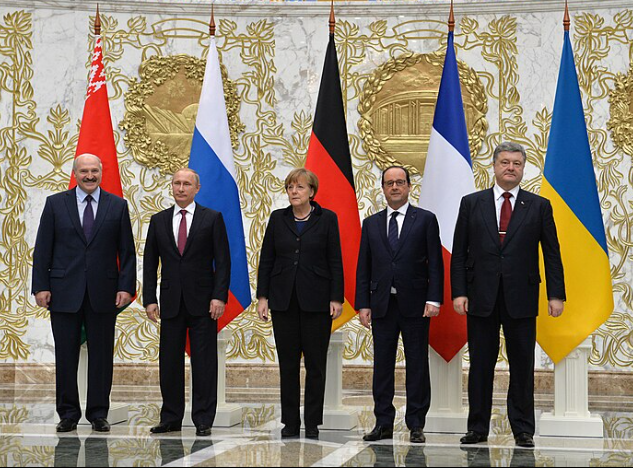 Líderes de Bielorrusia, Rusia, Alemania, Francia, y Ucrania en la cumbre del Segundo Acuerdo de Minks 2015