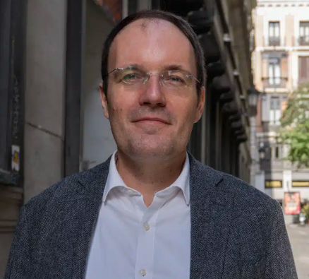 MANUEL DEVERS