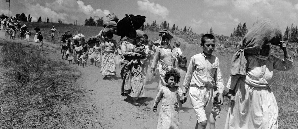 NAKBA Palestinos huyendo al exilio forzadamente tras la creación del Estado de Israel. Foto de archivo.