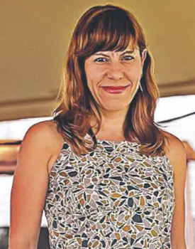 LAURA CAMARGO