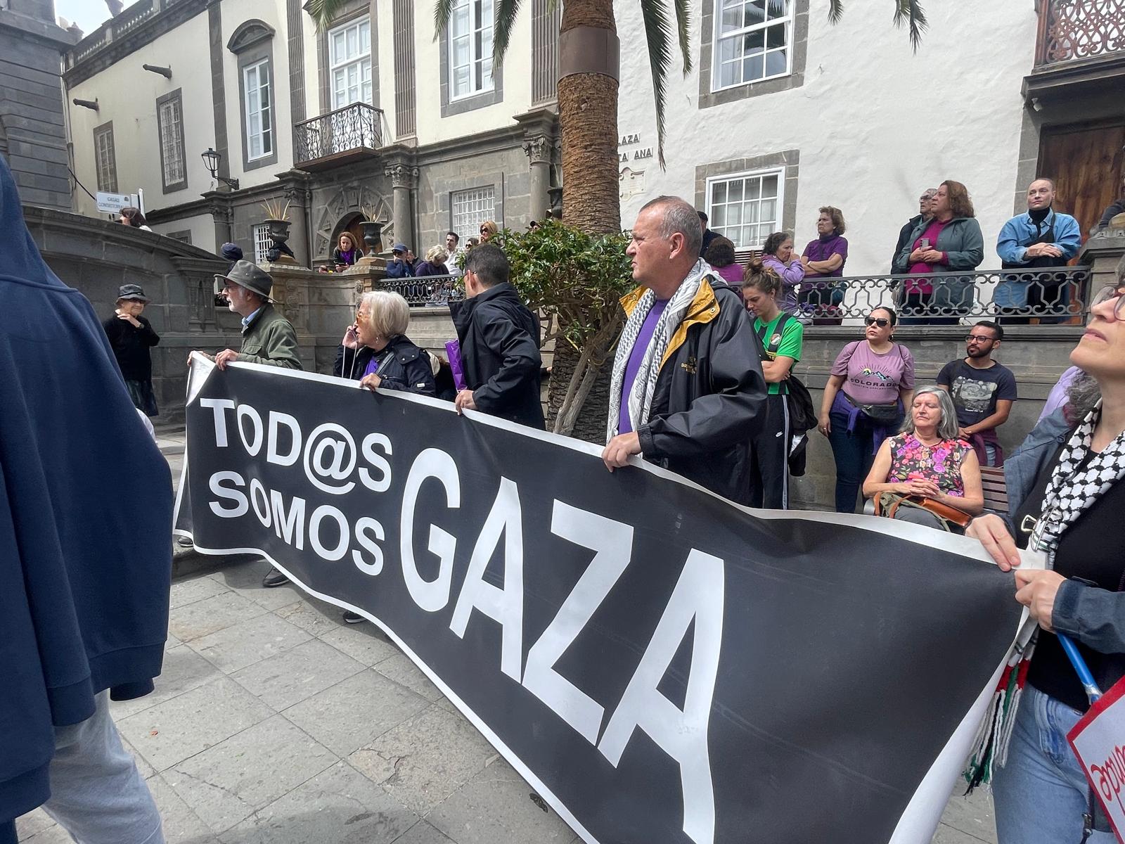RED FEMINISTA GRAN CANARIA  8M 2025