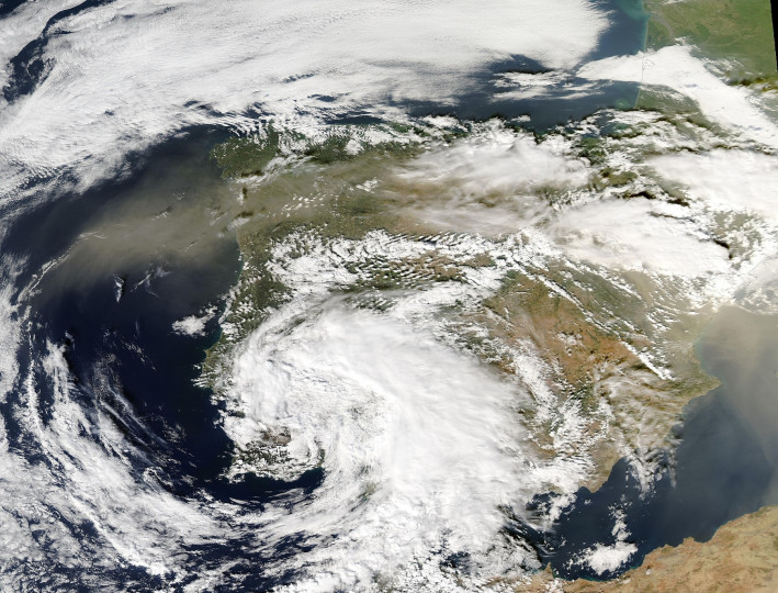 Imagen de la península ibérica captada por el satélite MODIS de la NASA el 1 de noviembre de 2024, durante la DANA. / Dominio público