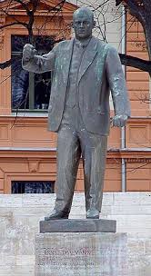 MONUMENTO A ERNST THÄLMANN WIKIPEDIA