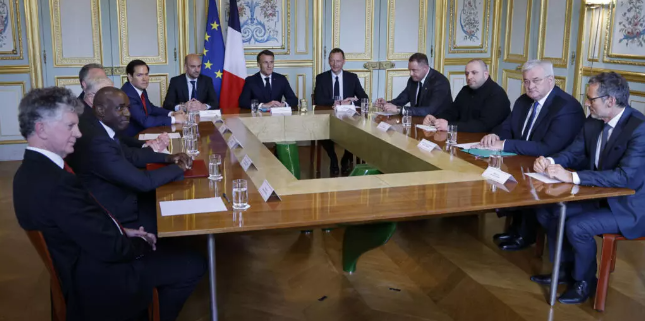 POWELL Y LAMMY (REINO UNIDO) BARROT, MACRON Y BONNE (FRANCIA) YERMAK,  UMEROV Y SYBIHA (UCRANIA) PLOETNER (ALEMANIA) CON RUBIO Y WITKOFF, DE EEUU, EN PARIS, 17 ABRIL 2025