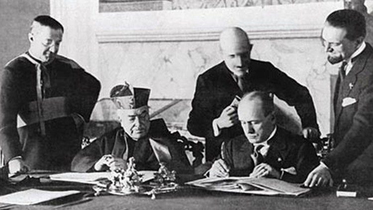TRATADO DE LETRÁN, ORIGEN DEL ESTADO DE LA CIUDAD DEL VATICANO, RECONOCIDO POR ITALIA, 1929