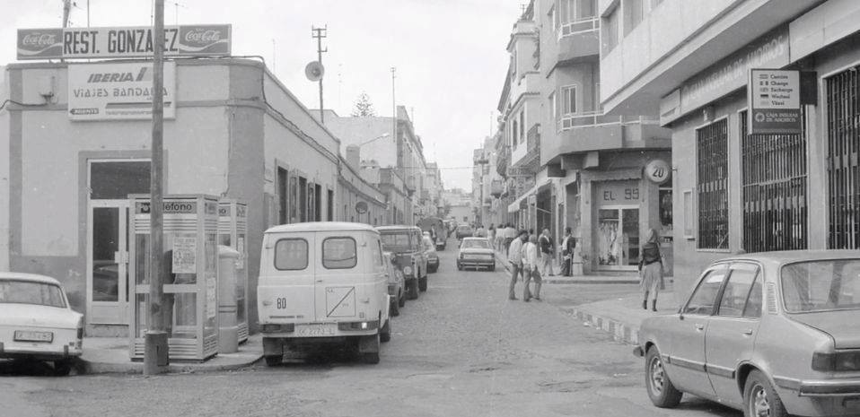 GÁLDAR, CALLE LARGA, AÑOS 60 FOTO PACO RIVERO