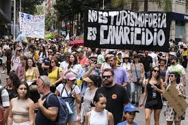 CANARIAS CONTRA TURISMO