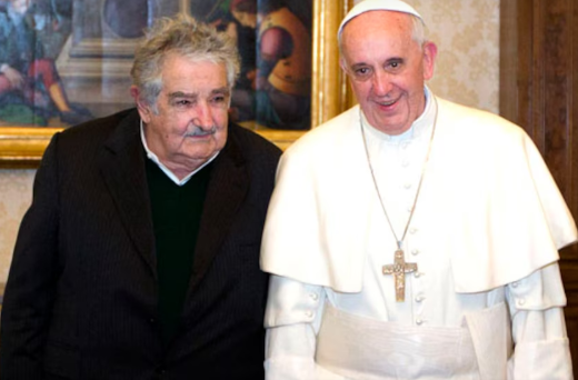 MUJICA CON FRANCISCO EN 2013 "SIENTO QUE NECESITÓ MÁS TIEMPO", DESPEDIDA DE MUJICA EN LA MUERTE DEL PAPA ARGENTINO