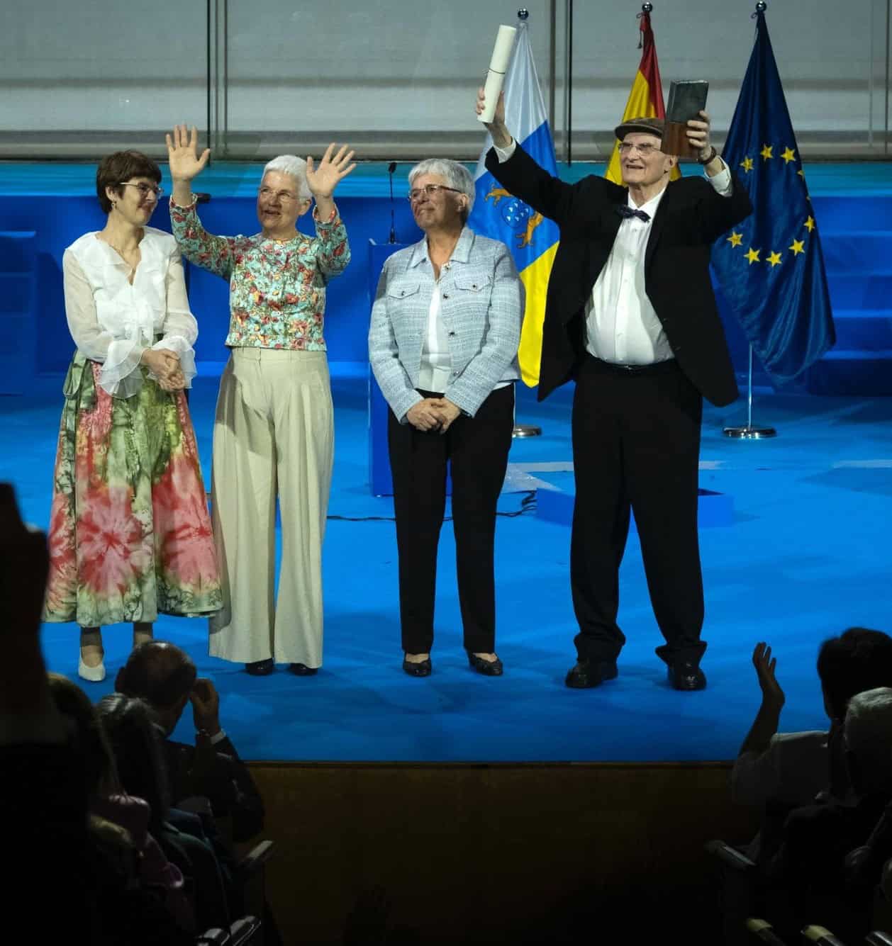ANABEL, CARMEN DELIA, MEME Y CÉSAR - CENTRO DE LA CULTURA POPULAR CANARIA