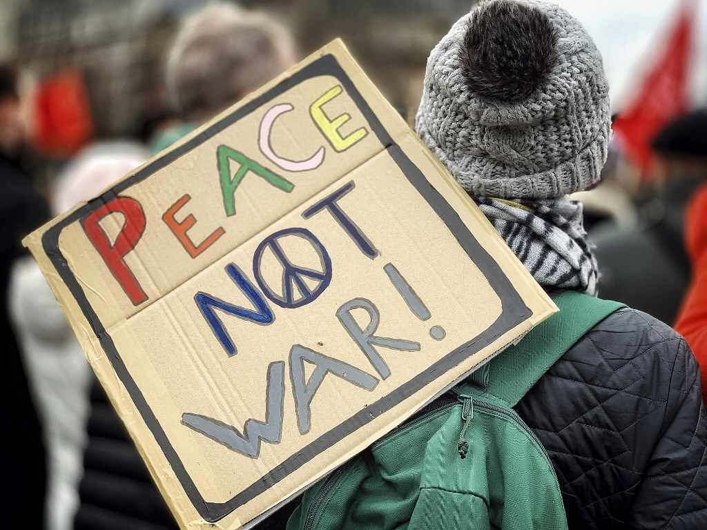 El movimiento pacifista europeo se opone a la OTAN y su política de remilitarización. Foto Garry Knight  de Londres via Wikimedia Commons y TNI