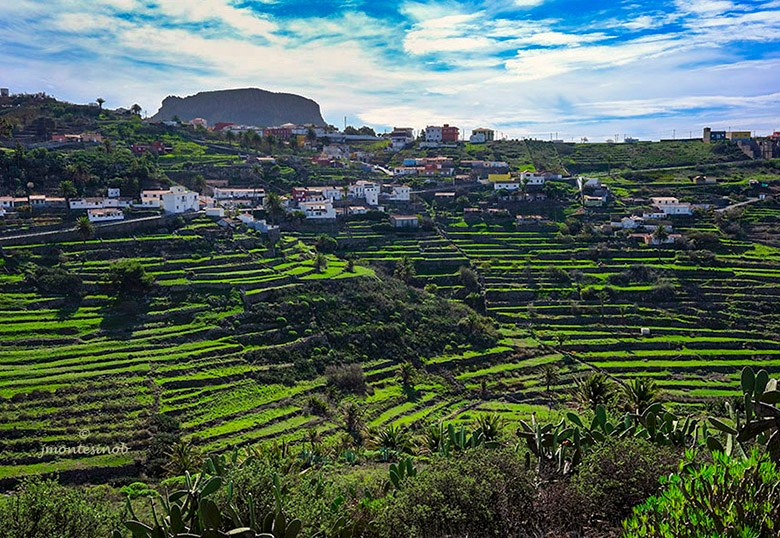 Chipude y su Fortaleza, Argodey - La Gomera, su paisaje y su gente en FACEBOOK J. Montesinos