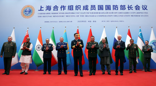 MINISTROS DE DEFENSA OCS China June 26, 2025. REUTERS/Florence Lo