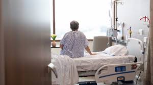 PACIENTE SOCIOSANITARIA EN HOSPITAL, POR FALTA DE PLAZAS EN CENTROS ADECUADOS