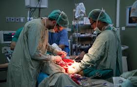 MÉDICOS Y MÉDICAS GAZA