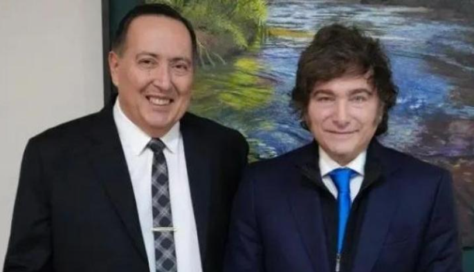 JORGE LEDESMA CON MILEI lavanguardia.com