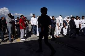 DEPORTACIÓN DE MIGRANTES EN USA TRUMPLANDIA