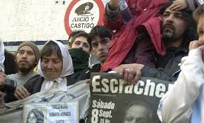 ESCRACHE