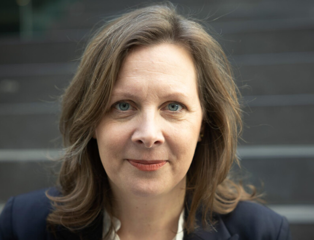JULIA DUCHROW