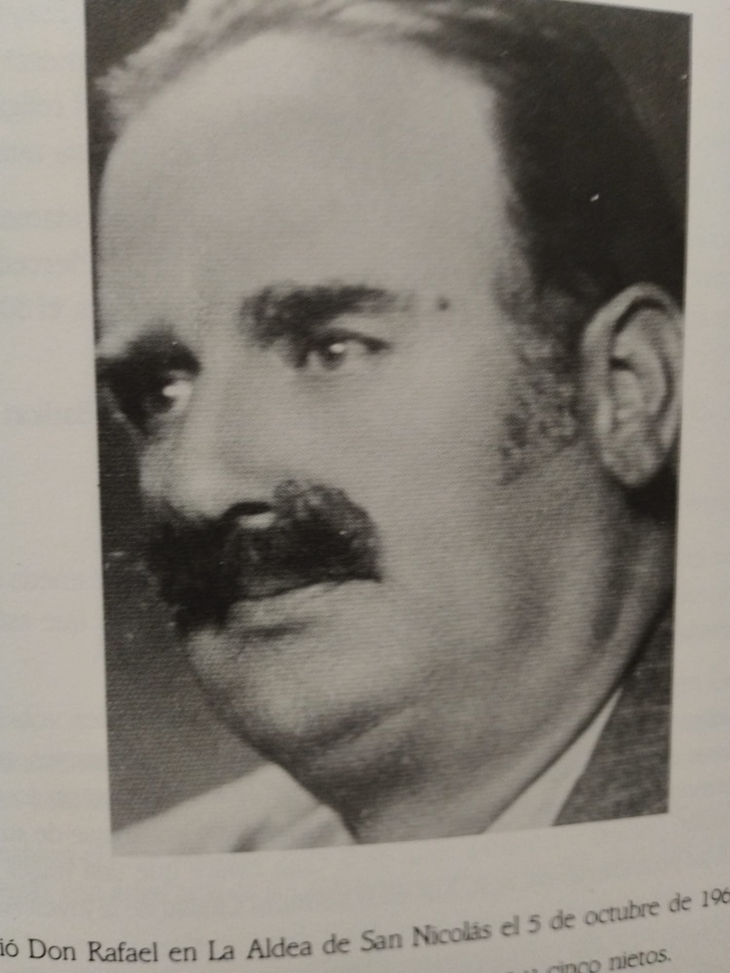 PISTOLERA RAFAEL RODRÍGUEZ DOMÍNGUEZ