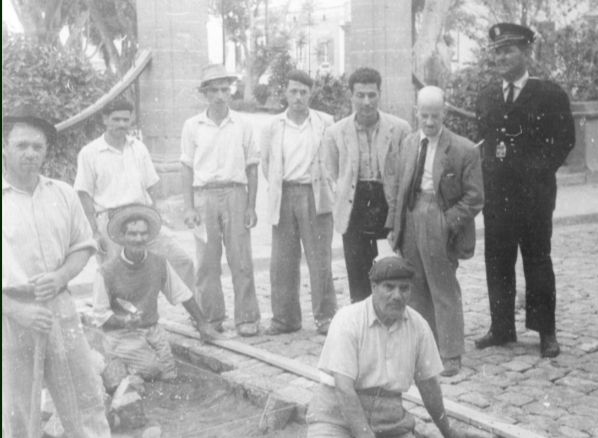 ADOQUINADO DE LA PLAZA DE GÁLDAR, AÑOS 50 - Isidro Santana Afonso