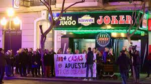 PROTESTAS CONTRA EMPRESAS DE APUESTAS