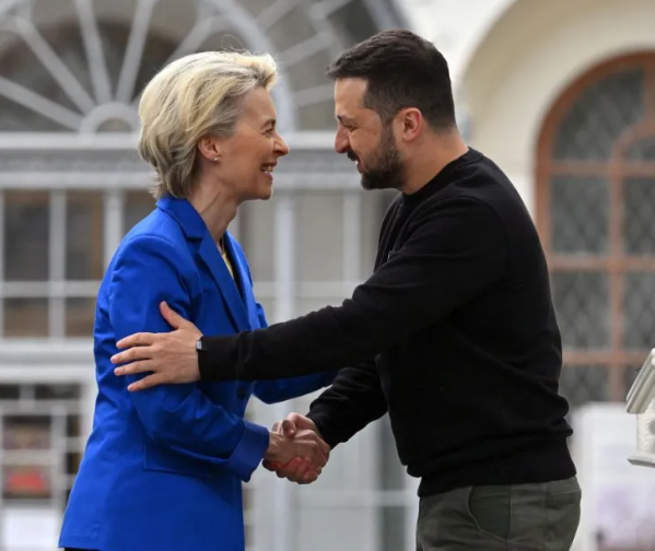 VON DER LEYEN ZELENSKI