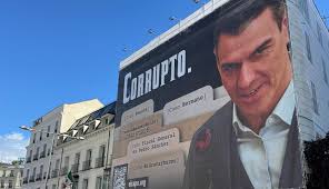 VALLA DE HAZTE OIR CONTRA SÁNCHEZ