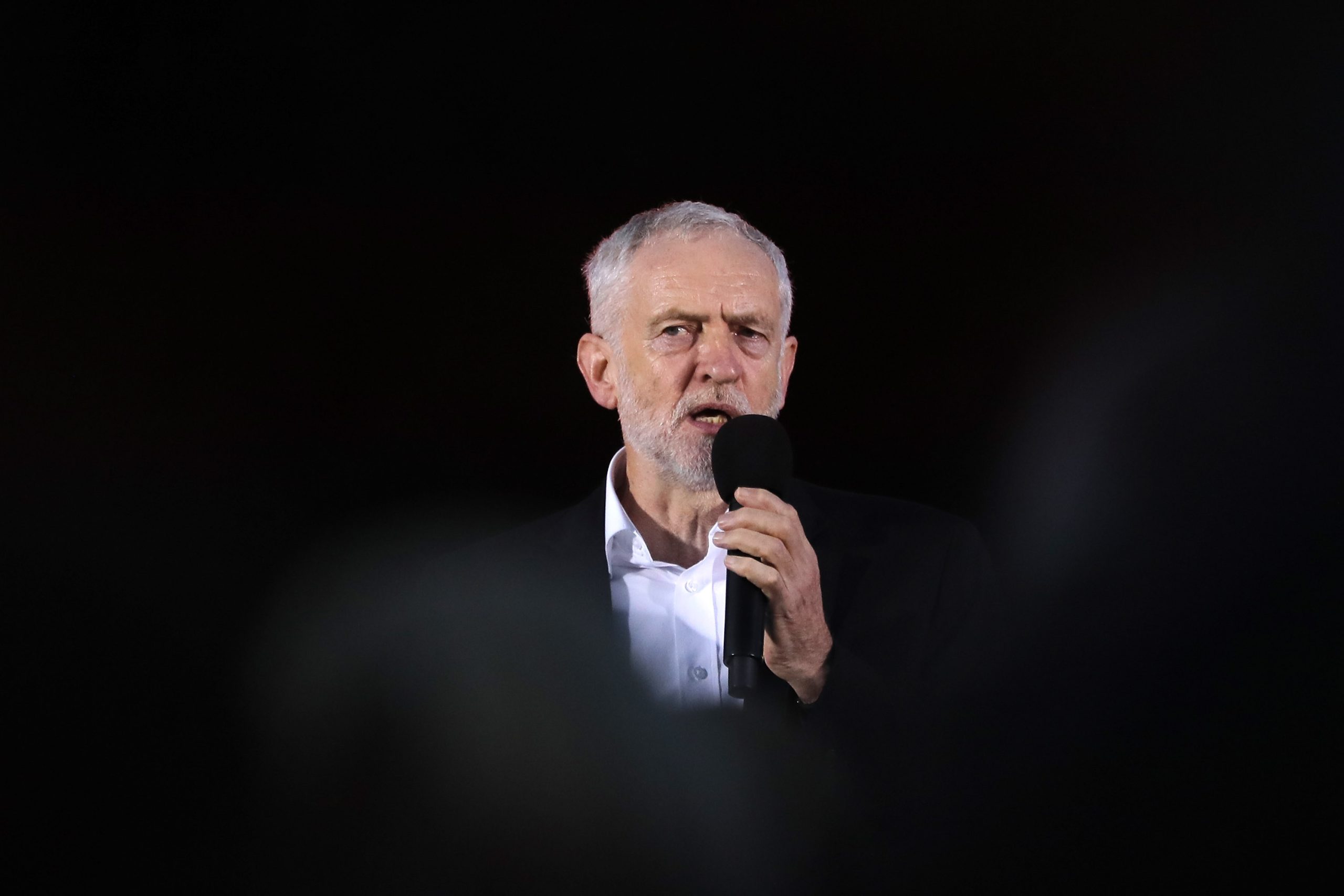 Jeremy Corbyn se dirige a sus partidarios durante un mitin en Brighton, septiembre de 2017. (Crédito: Dan Kitwood vía Getty Images)