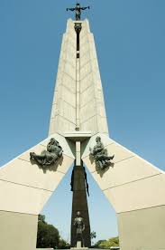 MONUMENTO EN CERRO LAMBARÉ PARAGUAY, SIN LA ESTATUA DE STROESSNER