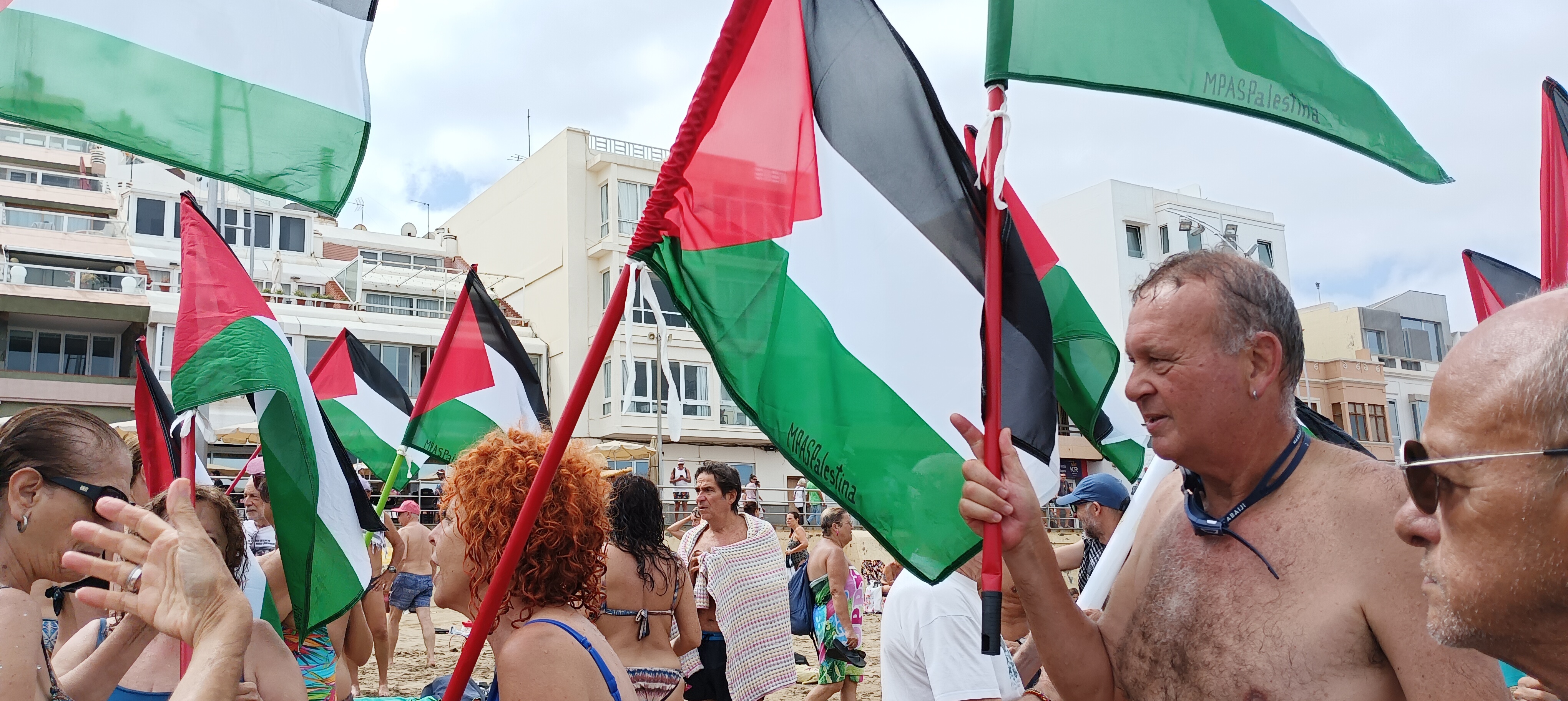 MÓJATE POR GAZA 24 08 2025 LAS CANTERAS - FOTO VÍCTOR CABRERA