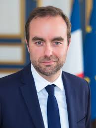 SEBASTIEN 'LE CINQUIÈME' LECORNU