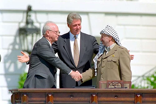 LOS ACUERDOS DE OSLO EN 1993 QUE DIERON PASO A LA OLP, HAN SIDO ARROLLADOS POR EL GOBIERNO DE ISRAEL