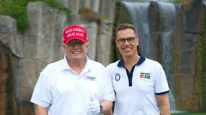 TRUMP Y STUBB, GOLFISTAS