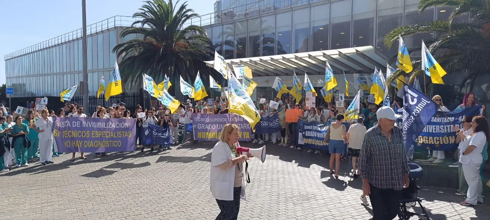 INTERSINDICAL CANARIA SALUD SANITARIOS HUC NOV 2025