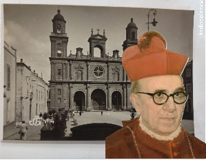 PILDAIN LE CERRÓ LA CATEDRAL A FRANCO