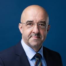 ZOLTAN KOVÁCS