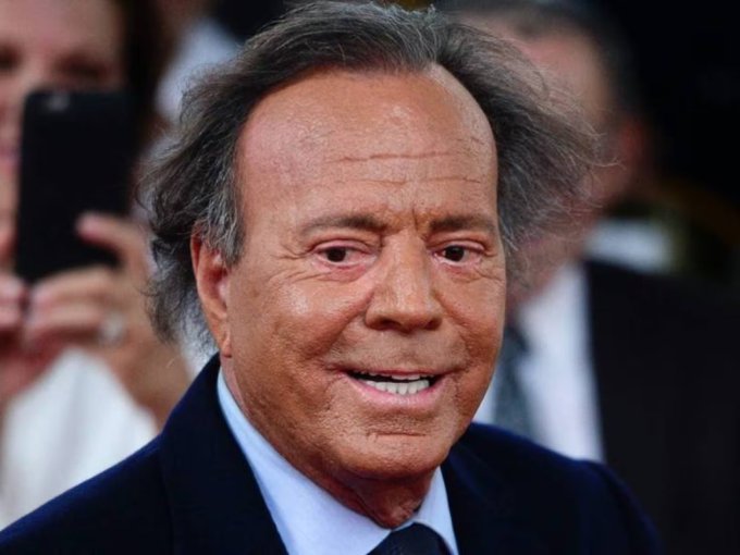JULIO IGLESIAS