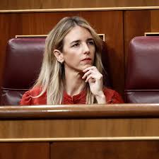 CAYETANA ÁLVAREZ DE TOLEDO