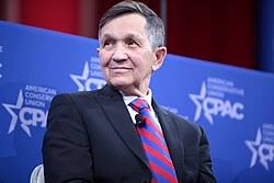 DENNIS KUCINICH