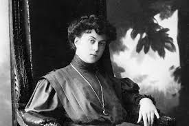 ALEXANDRA KOLLONTAI