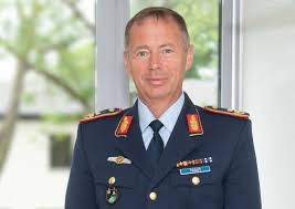 MICHAEL TRAUT