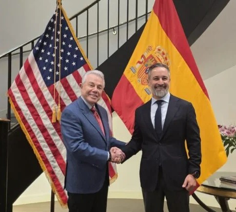 El embajador yanqui con Abascal